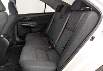 Подержанный автомобиль Toyota Camry Sedan 2017 года (18 фото)