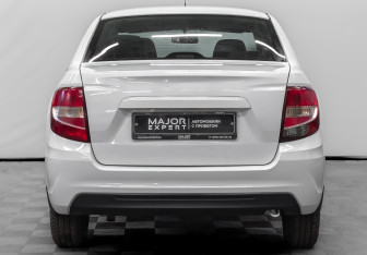 Подержанный автомобиль LADA (ВАЗ) Granta Sedan 2024 года (6 фото)