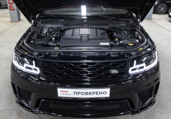 Подержанный автомобиль Land Rover Range Rover Sport 2020 года (9 фото)
