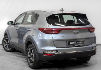 Подержанный автомобиль Kia Sportage 2019 года (7 фото)