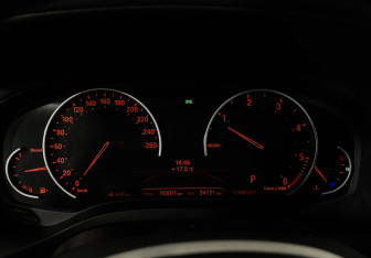 Подержанный автомобиль BMW X4 2020 года (13 фото)