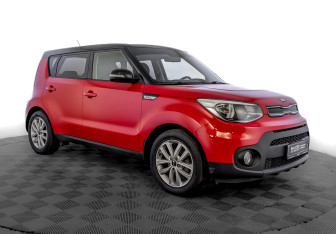Подержанный автомобиль Kia Soul 2017 года (3 фото)