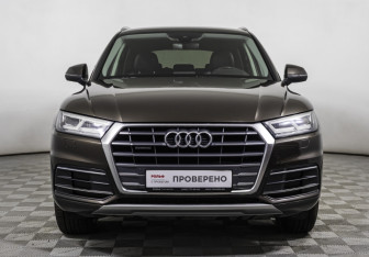 Подержанный автомобиль Audi Q5 2017 года (2 фото)