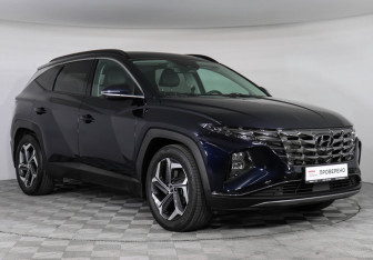Подержанный автомобиль Hyundai Tucson 2022 года (3 фото)