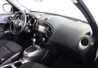 Подержанный автомобиль Nissan Juke 2014 года (10 фото)