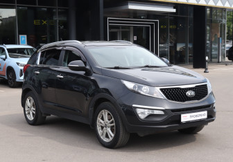 Подержанный автомобиль Kia Sportage 2014 года (3 фото)