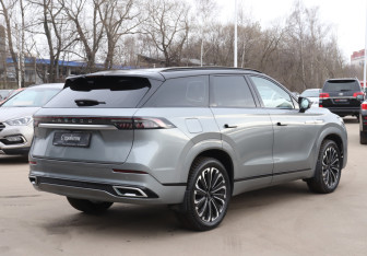 Подержанный автомобиль Jaecoo J8 2024 года (4 фото)