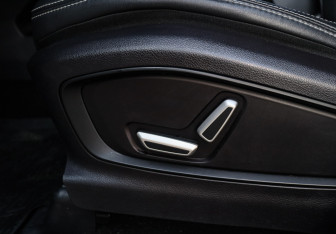 Подержанный автомобиль Geely Okavango 2022 года (18 фото)