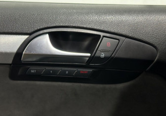 Подержанный автомобиль Audi Q7 2007 года (9 фото)