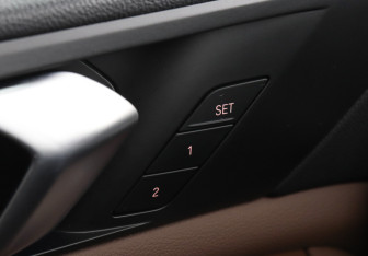 Подержанный автомобиль BMW X5 2019 года (18 фото)