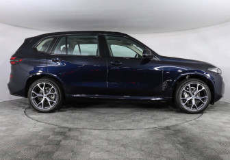 Новый BMW X5 2025 (6 фото)