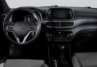 Подержанный автомобиль Hyundai Tucson 2019 года (12 фото)