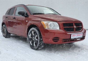 Подержанный автомобиль Dodge Caliber 2007 года (3 фото)