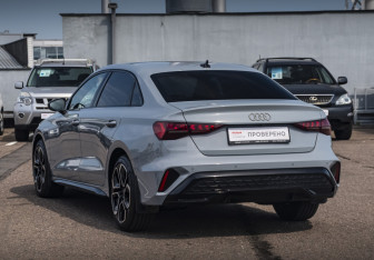 Подержанный автомобиль Audi A3 Sedan 2025 года (9 фото)