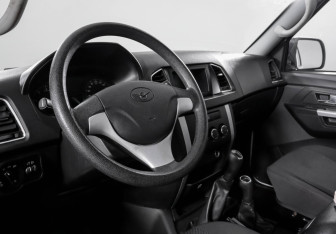 Подержанный автомобиль УАЗ Pickup 2024 года (14 фото)