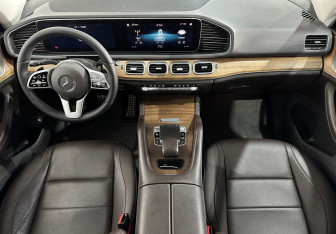 Подержанный автомобиль Mercedes-Benz GLE 2020 года (13 фото)