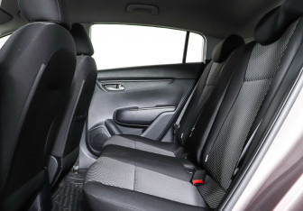 Подержанный автомобиль Kia Rio Hatchback 2019 года (25 фото)