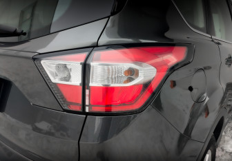 Подержанный автомобиль Ford Kuga 2018 года (27 фото)