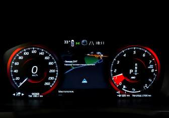 Подержанный автомобиль Volvo XC90 2021 года (13 фото)