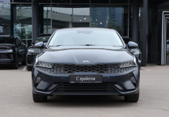 Подержанный автомобиль Kia K5 2020 года (2 фото)