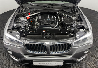 Подержанный автомобиль BMW X3 2015 года (10 фото)
