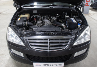 Подержанный автомобиль SsangYong Kyron 2012 года (9 фото)