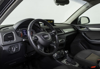 Подержанный автомобиль Audi Q3 2014 года (10 фото)