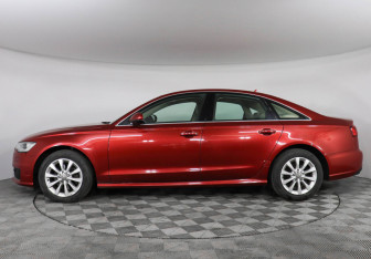 Подержанный автомобиль Audi A6 Sedan 2015 года (8 фото)