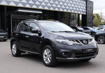Подержанный автомобиль Nissan Murano Suv 2013 года (3 фото)