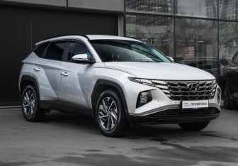 Подержанный автомобиль Hyundai Tucson 2024 года (3 фото)