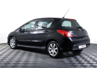 Подержанный автомобиль Peugeot 308 Hatchback 2008 года (7 фото)