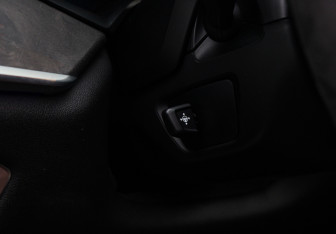 Подержанный автомобиль BMW X7 2019 года (22 фото)
