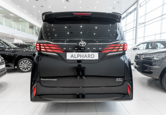 Новый Toyota Alphard 2024 (4 фото)