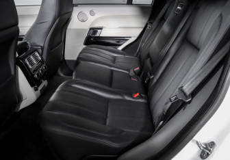 Подержанный автомобиль Land Rover Range Rover 2015 года (10 фото)