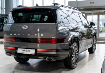 Новый Hyundai Santa Fe 2025 (4 фото)