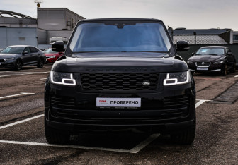 Подержанный автомобиль Land Rover Range Rover 2019 года (3 фото)
