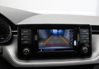 Подержанный автомобиль Skoda Rapid Liftback 2022 года (16 фото)