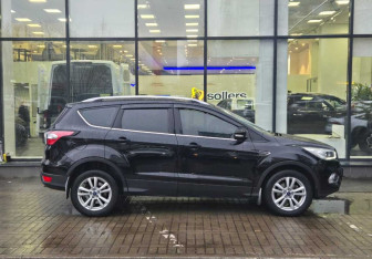 Подержанный автомобиль Ford Kuga 2019 года (4 фото)