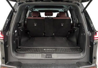 Новый Lexus LX 2024 (8 фото)