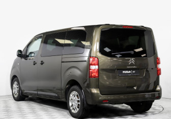 Подержанный автомобиль Citroen SpaceTourer 2018 года (7 фото)