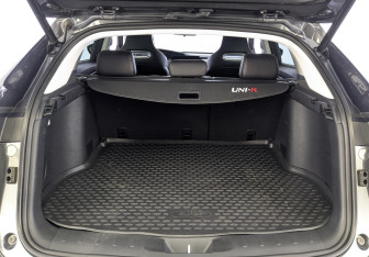 Подержанный автомобиль Changan UNI-K 2023 года (10 фото)