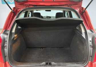 Подержанный автомобиль Renault Clio Hatchback 2008 года (13 фото)