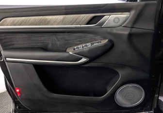 Подержанный автомобиль Tank 500 2023 года (19 фото)