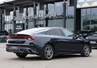 Подержанный автомобиль Kia K5 2020 года (5 фото)