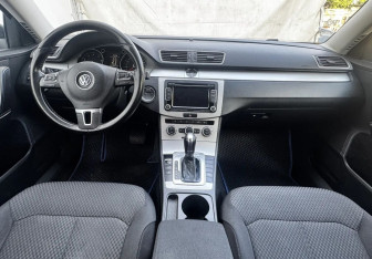 Подержанный автомобиль Volkswagen Passat Sedan 2012 года (9 фото)