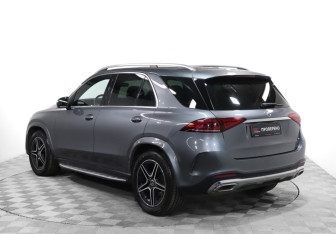 Подержанный автомобиль Mercedes-Benz GLE 2022 года (7 фото)