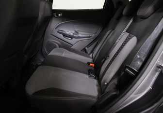 Подержанный автомобиль Ford EcoSport 2017 года (10 фото)