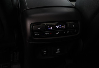 Подержанный автомобиль Hyundai Palisade 2021 года (12 фото)