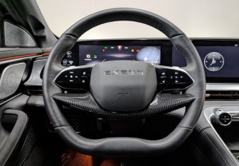 Подержанный автомобиль Exeed TXL 2024 года (21 фото)