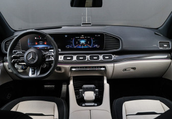 Подержанный автомобиль Mercedes-Benz GLE AMG 2023 года (13 фото)